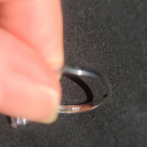 White Topaz & sterling silver water drop ring - Picture 8 of 12